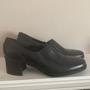 Clarks leather black shoes  9